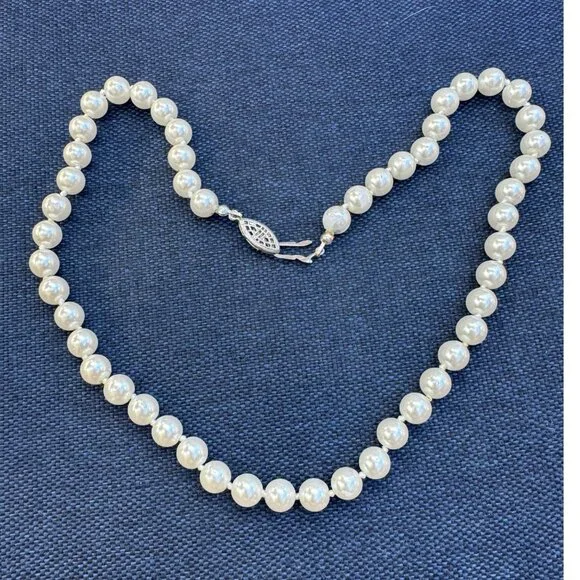 Vintage Bridal Jewelry Knotted Pearl Necklace Mother of the Bride Wedding - Picture 4 of 7